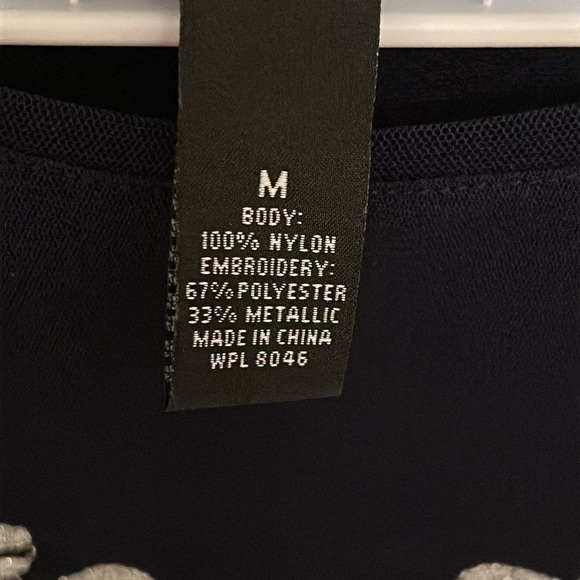 INC International Concepts Navy & Silver Lined Top, size M - Picture 5 of 6